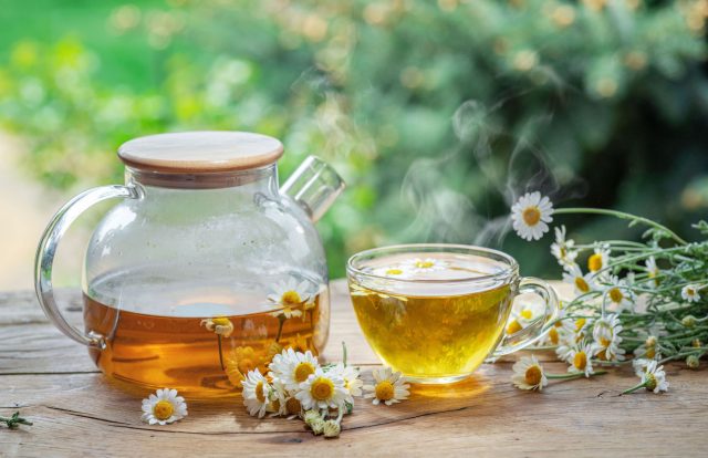 12 чаёв, которые я готовлю сама — для поддержки от стресса и апатии