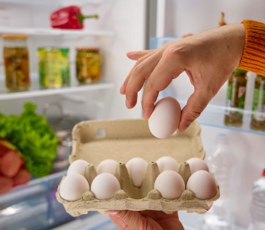 Продукты, которые почти все хранят неправильно — и они портятся быстрее