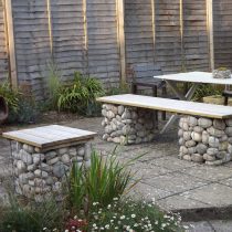 Лавочка и столик из габиона