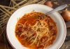 Томатный суп с курицей и вермишелью