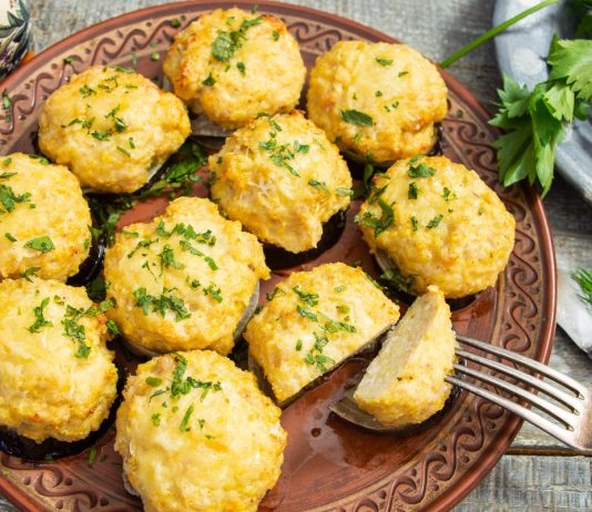 Невероятно сочные и нежные куриные котлеты с баклажанами